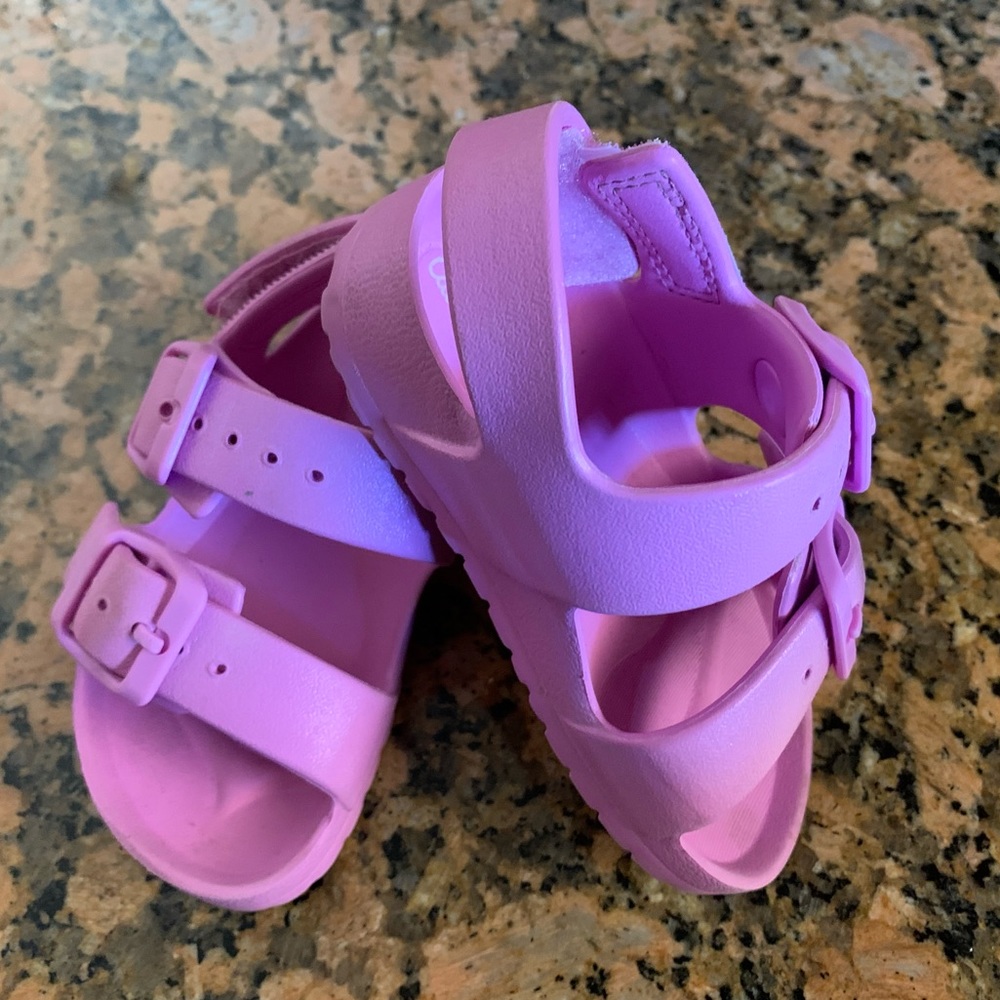 Cat & Jack Sandals